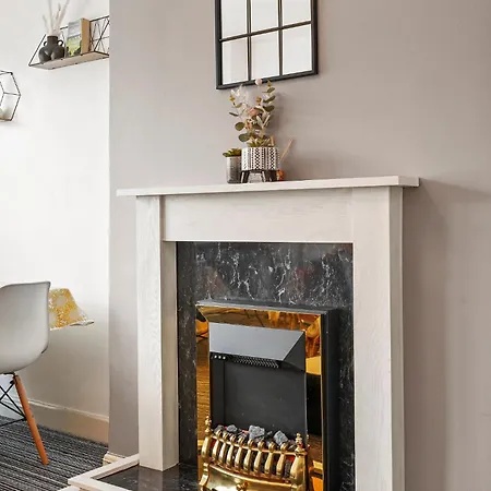 Appartement Private 2bed-parking & Garden-by Fabaccommodation Bristol